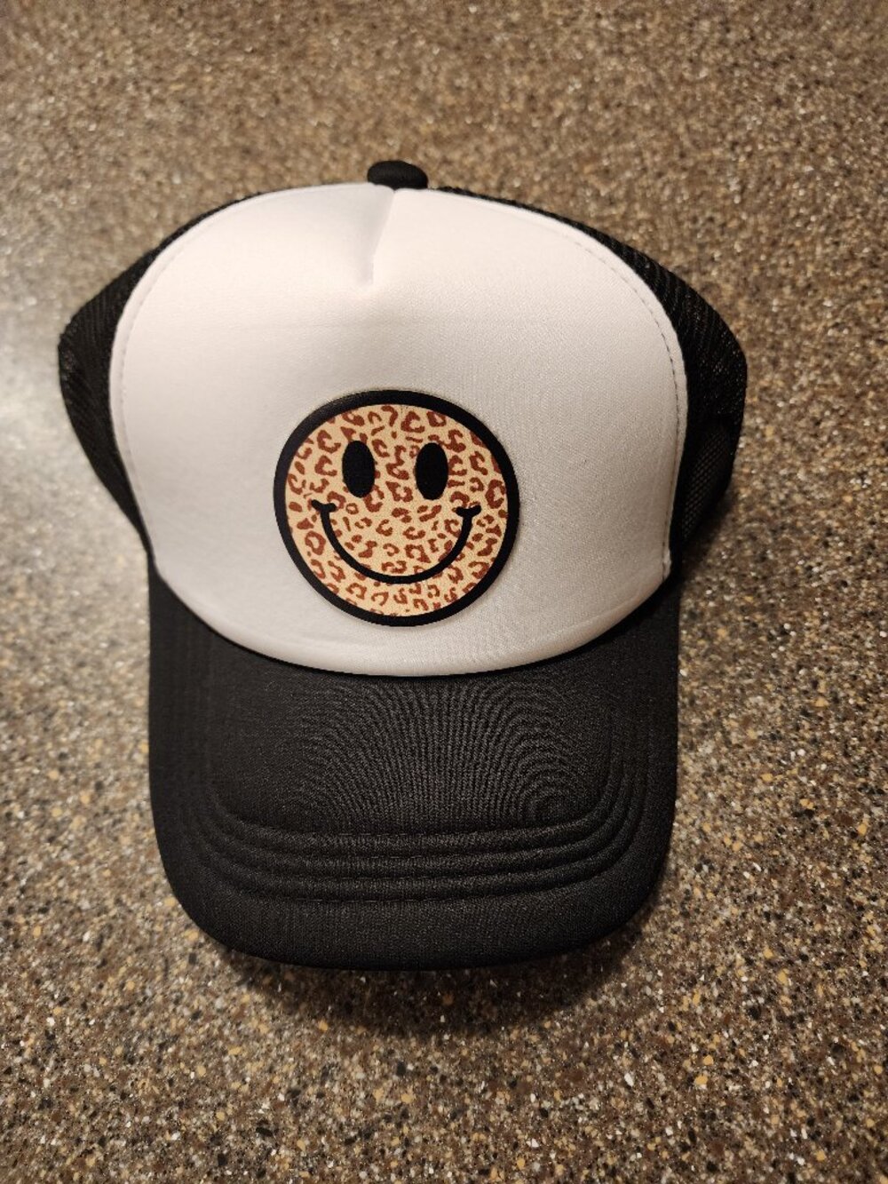 Black hat with Smiley